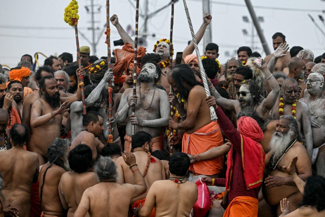 महाकुंभ में Naga Baba Pramod Giri की अनोखी हठयोग साधना का रहस्य