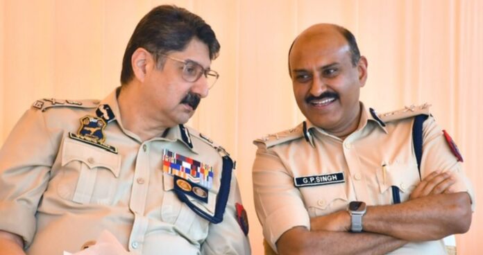 bf08004002e2e89017cc853aedbd9f47_782724178