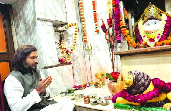 नवरात्र पर्व मां भगवती के प्रति भक्ति और श्रद्धा का प्रतीक है: रोहित गिरि