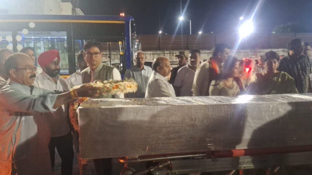 पहलगाम हमले में मारे गए दिनेश मिरानिया का अंतिम संस्कार आज