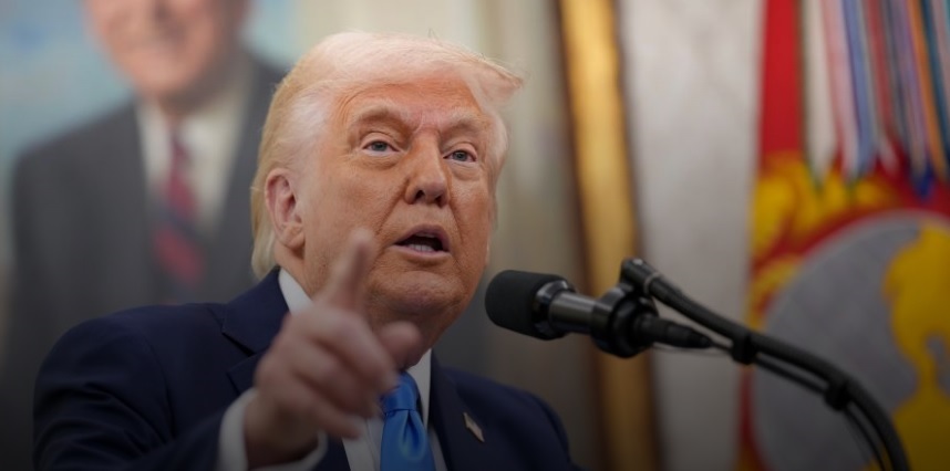 अमेरिका में ‘ट्रंप के टैरिफ’ की घोषणा से पहले बाजार में भूचाल, मूडीज ने कहा-जीडीपी में आएगी गिरावट