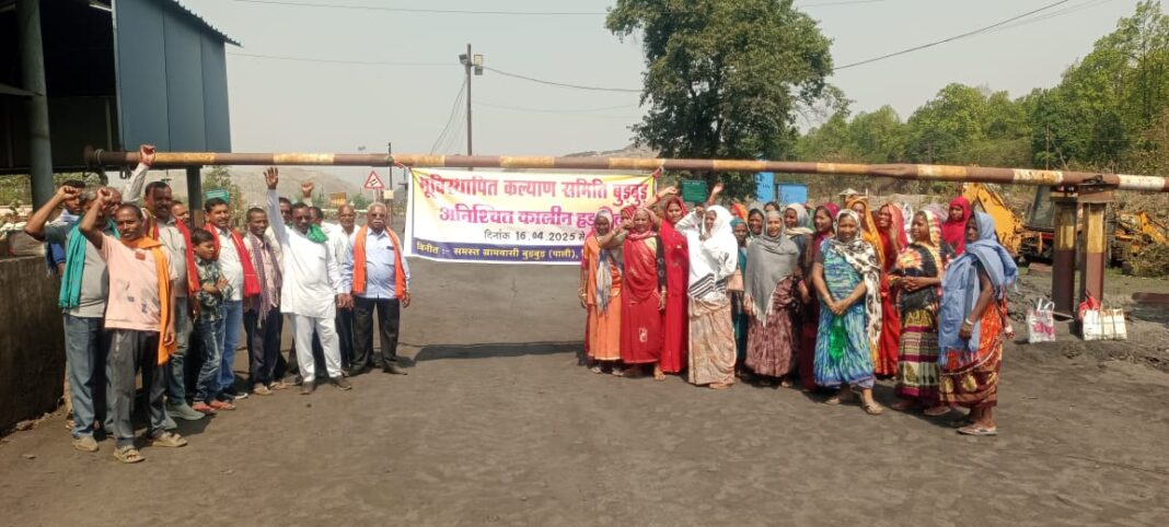 कोरबा : भूविस्थापितों ने पहली बार एक साथ बन्द कराए सारे खदान, करोड़ों नुकसान की संभावना