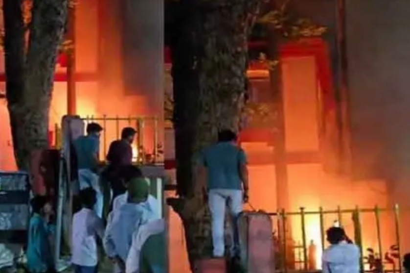 रांची के बीएसएनएल ऑफिस में देर रात लगी आग