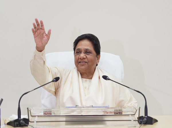 प्राथमिक और उच्च प्राथमिक विद्यालयों के दाखिलों में 22 लाख की गिरावट, मायावती ने जताई चिंता