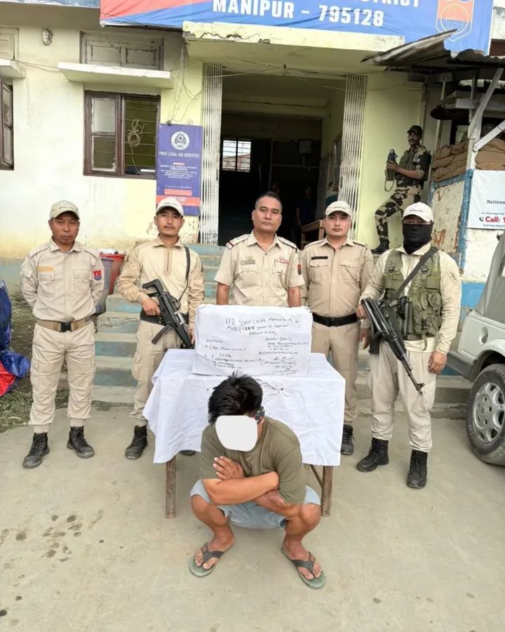 मणिपुर पुलिस ने ब्राउन शुगर और कोडीन सिरप जब्त कर दो लोगों को किया गिरफ्तार