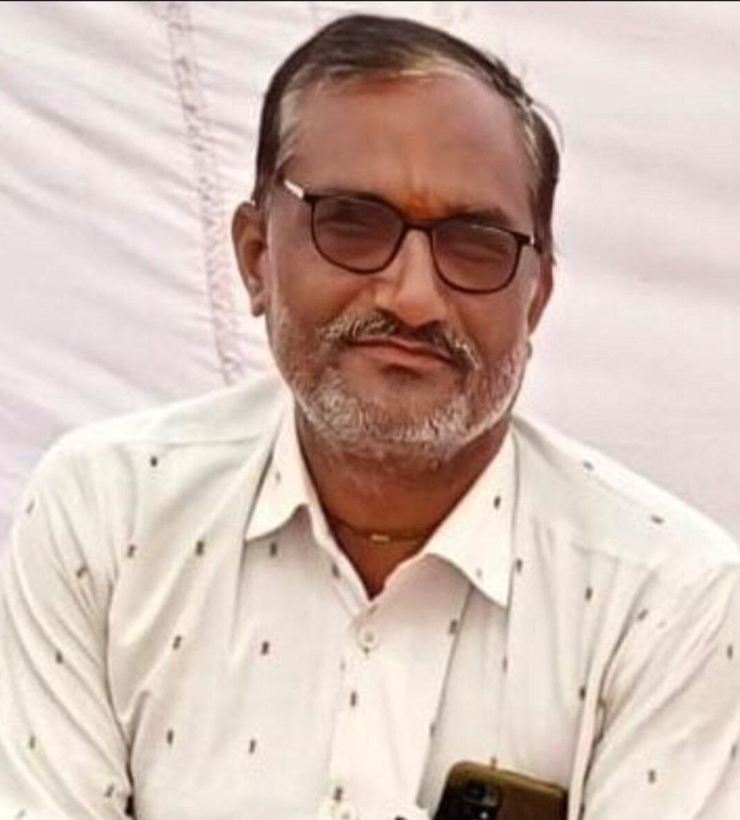 दमोहः शिक्षक को पेट्रोल डालकर जलाया, चार लाख रुपये भी लूटे