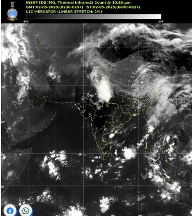 दिल्ली-एनसीआर में तेज बरसात से मौसम खुशगवार, हवाई यातायात प्रभावित