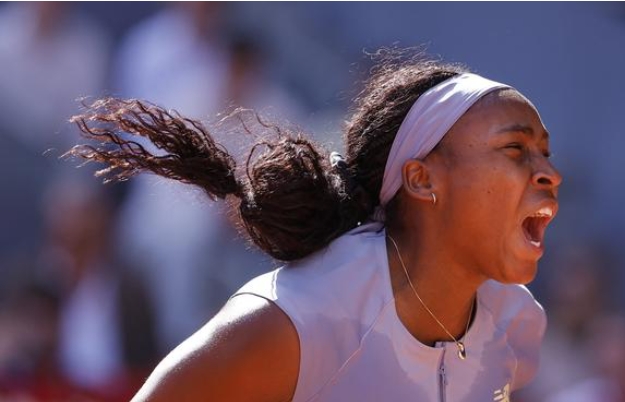 मैड्रिड ओपन 2025: कोको गॉफ ने स्वियातेक को हराकर फाइनल में बनाई जगह