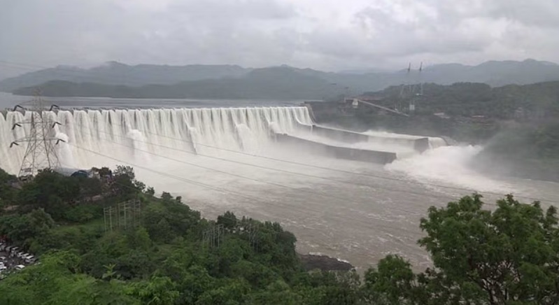 गर्मियों में पानी की किल्लत दूर करने के लिए रोजाना 320 करोड़ लीटर जलापूर्ति