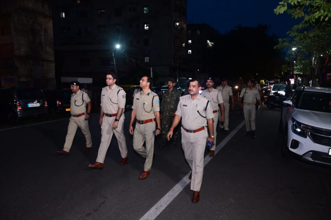 कदमा में एसएसपी ने किया पैदल मार्च