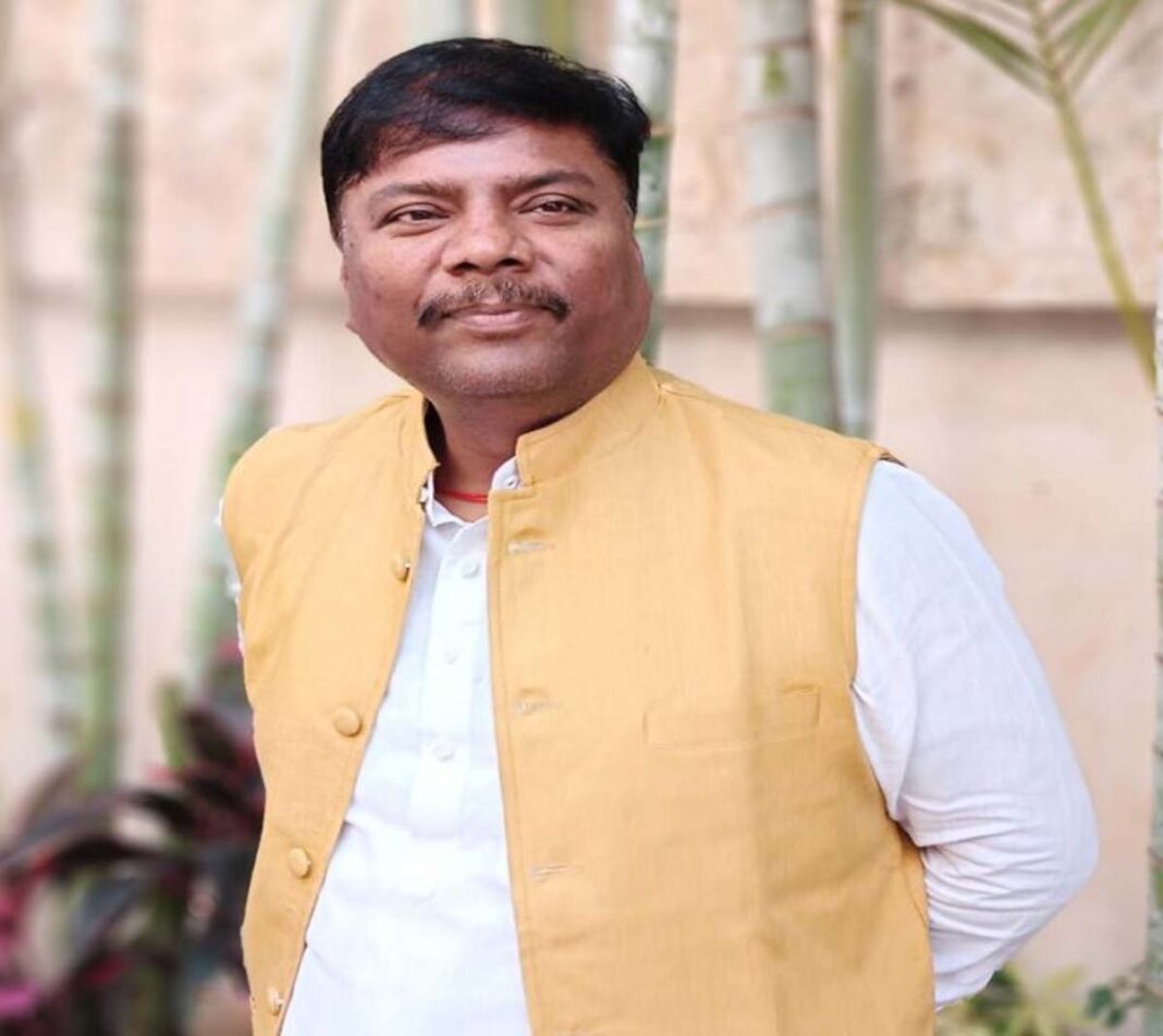 वन मंत्री कश्यप की अध्यक्षता में वनोपज व्यापार अंतर्विभागीय समिति की 306वीं बैठक आज