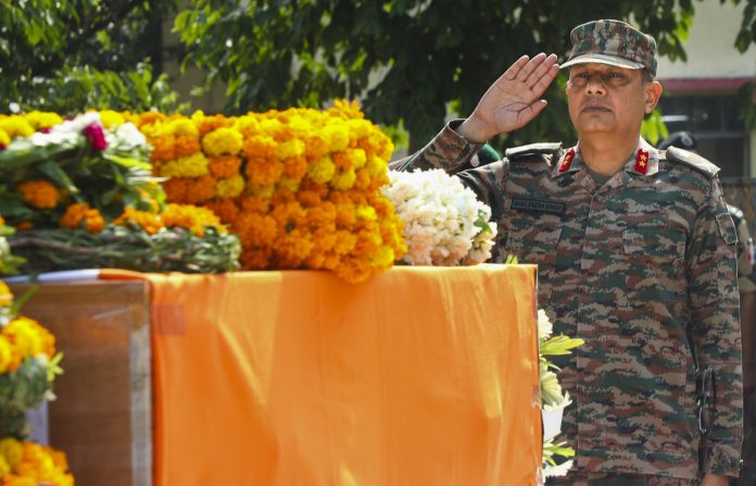 किश्तवाड़ मुठभेड़ में बलिदानी सिपाही गायकर संदीप पांडुरंग को दी गई श्रद्धांजलि