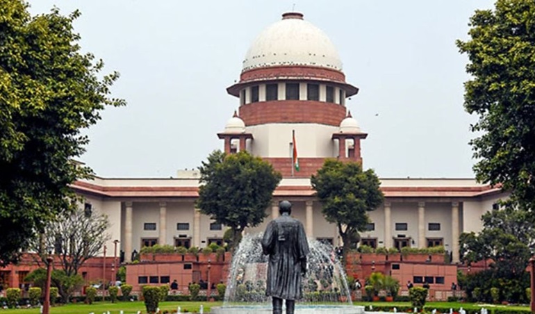 सुप्रीम कोर्ट ने जज बनने के लिए तीन वर्ष वकालत का अनुभव अनिवार्य किया