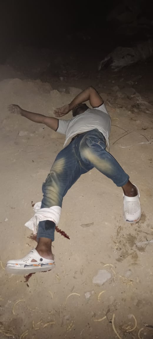 वीवीआईपी मॉल के सामने सरेआम चेन स्नैचिग करने वाला शातिर लुटेरा पुलिस मुठभेड़ में घायल