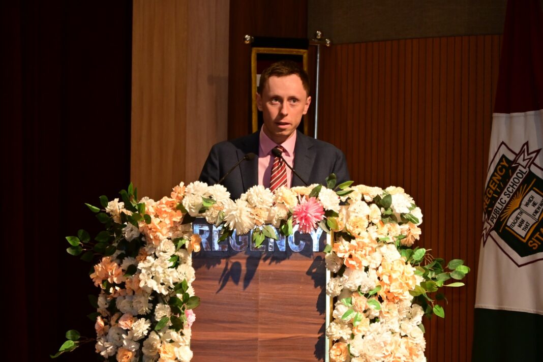 वैश्विक शिक्षा के क्षेत्र में रीजेंसी पब्लिक स्कूल ने शिक्षा शिखर सम्मेलन का किया आयोजन