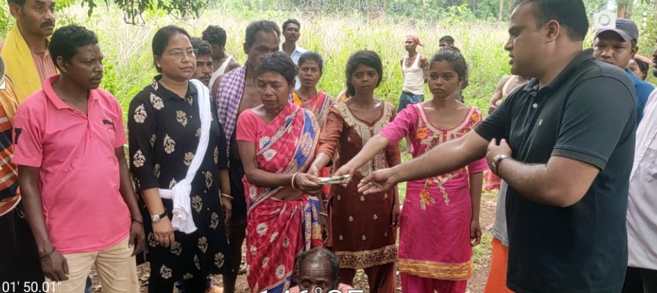 पश्चिम सिंहभूम: उग्र हाथी के हमले में युवक की मौत, बंगाल से विशेषज्ञ टीम तैनात