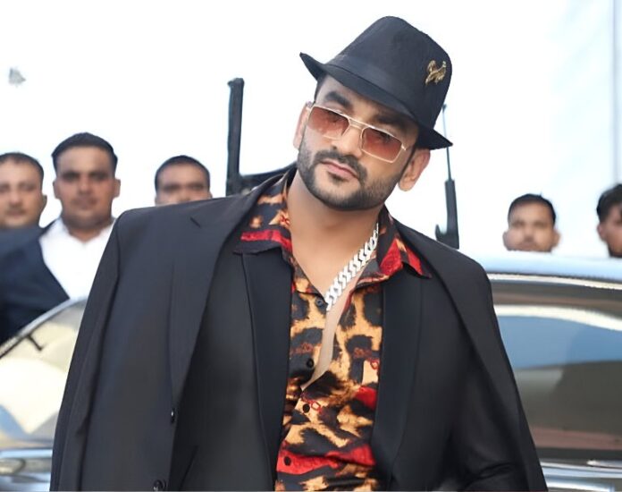 Firing-on-singer-Rahul-Fazilpuria-in-Gurugram