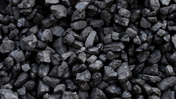 indias-coal-sector-records-growth-in-april-2025