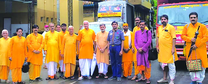 शांतिकुंज दल रवाना – थराली आपदा पीड़ितों के लिए पहुंचाई जाएगी राहत सामग्री