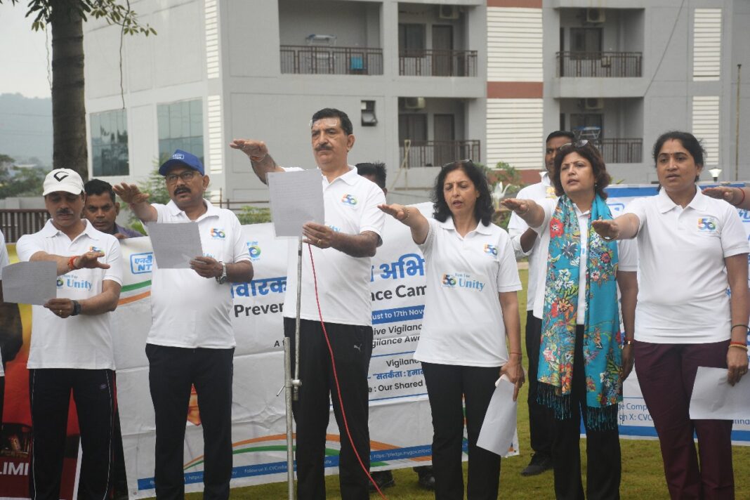 49de3763a2a8e2ce3d9ff78447e3d5a9_1372549544