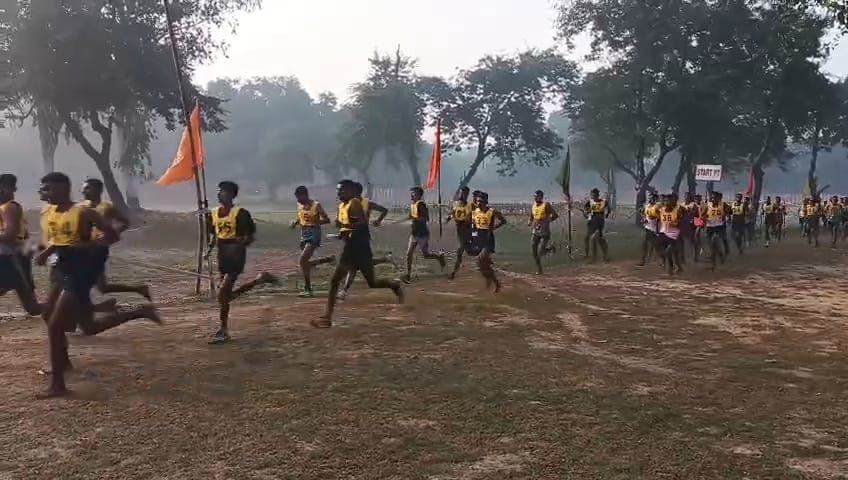 वाराणसी अग्निवीर भर्ती रैली: मिर्जापुर–भदोही–गोरखपुर के 645 युवा दौड़ में सफल, अगले चरण में प्रवेश