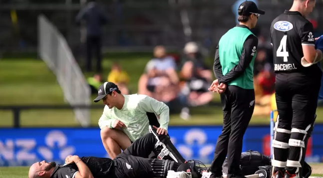 डेरिल मिचेल वेस्टइंडीज़ वनडे सीरीज़ से बाहर, हेनरी निकोल्स पूरी सीरीज़ में शामिल