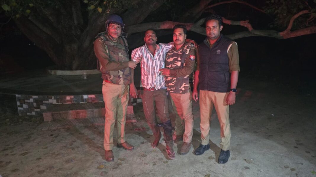 बलिया में पुलिस मुठभेड़ में गौ तस्कर घायल, तमंचा और जिंदा कारतूस बरामद