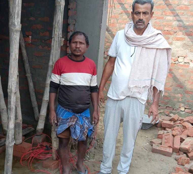 दरभंगा में हार्डवेयर दुकान में बड़ी चोरी, बाहर से गेट बंद कर चोर फरार; क्षेत्र में बढ़ा आक्रोश