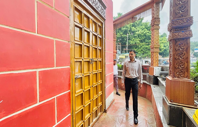 देहरादून का घंटाघर फिर धड़का! विशेषज्ञों ने घड़ी को दोबारा किया चालू