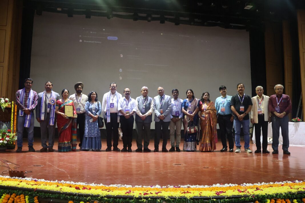 IIT खड़गपुर में अंतरराष्ट्रीय संगोष्ठी शुरू — डिजिटल पुस्तकालय डिज़ाइन और ज्ञान अभियंत्रण पर हुई चर्चा