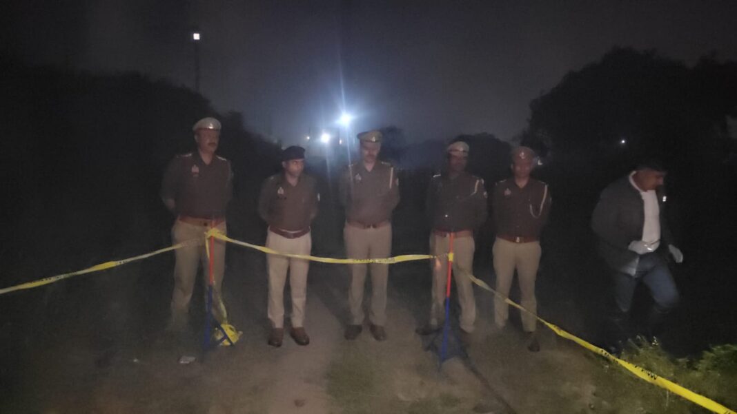 फिरोजाबाद में मुठभेड़: मोटरसाइकिल चोर पुलिस की गोली से घायल, तमंचा व चोरी की बाइक बरामद