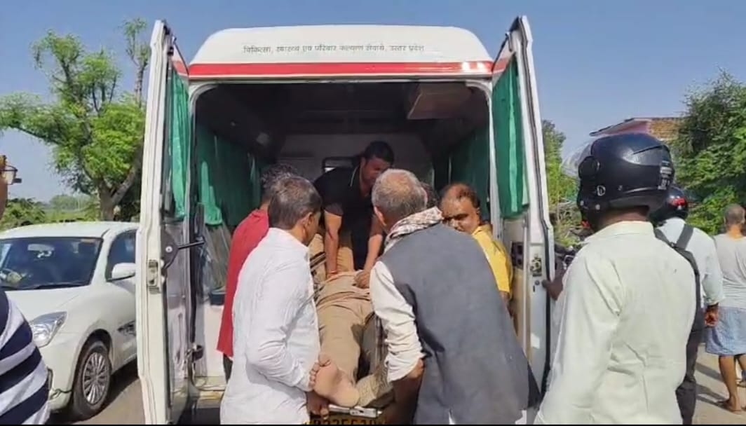 हमीरपुर में बकरी से टकराई तेज रफ्तार बाइक, दरोगा गंभीर रूप से घायल