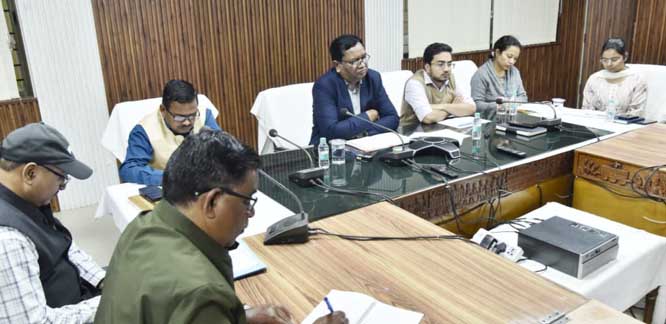 कमिश्नर डोमन सिंह ने पुनर्वास केन्द्रों के बेहतर संचालन पर दिया जोर