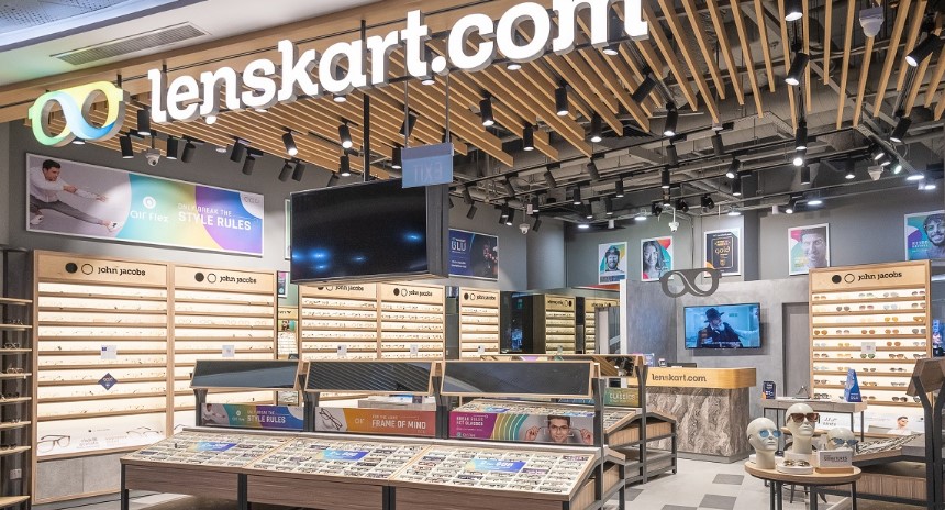 लेंसकार्ट आईपीओ में लगा झटका! पहले ही दिन निवेशकों को नुकसान – क्या करें आगे?