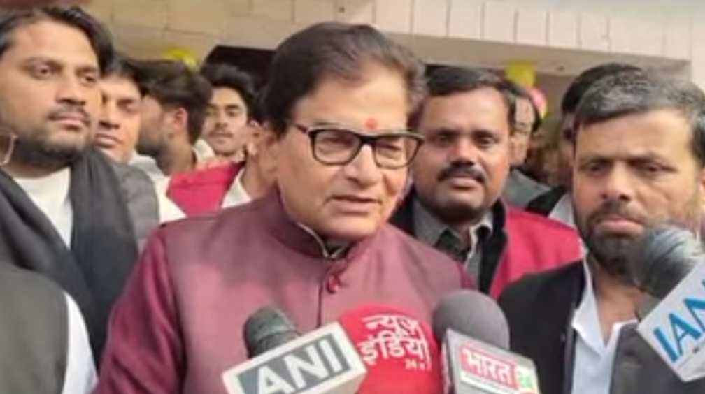 एसआईआर को लेकर अधिकारियों पर दबाव बना रही सरकार: प्रो. रामगोपाल यादव का बड़ा आरोप