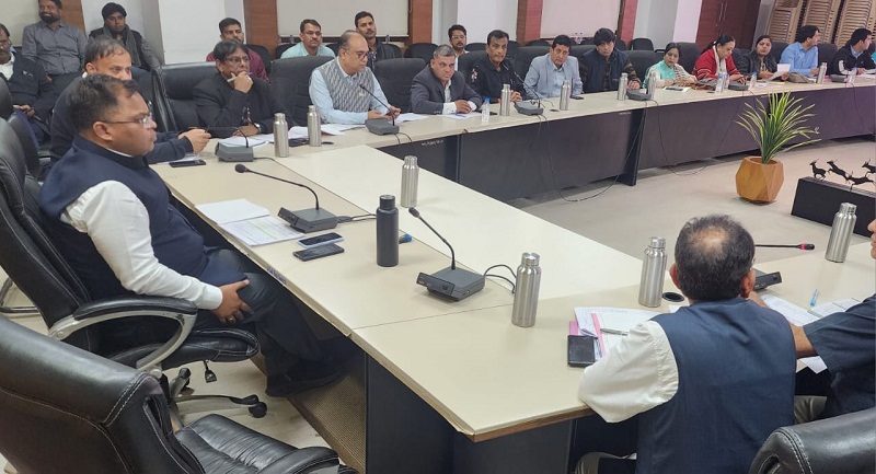 इंदौर में मिलावटखोरों पर सख्ती: स्ट्रीट फूड वेंडर्स का होगा प्रशिक्षण और सर्टिफिकेशन