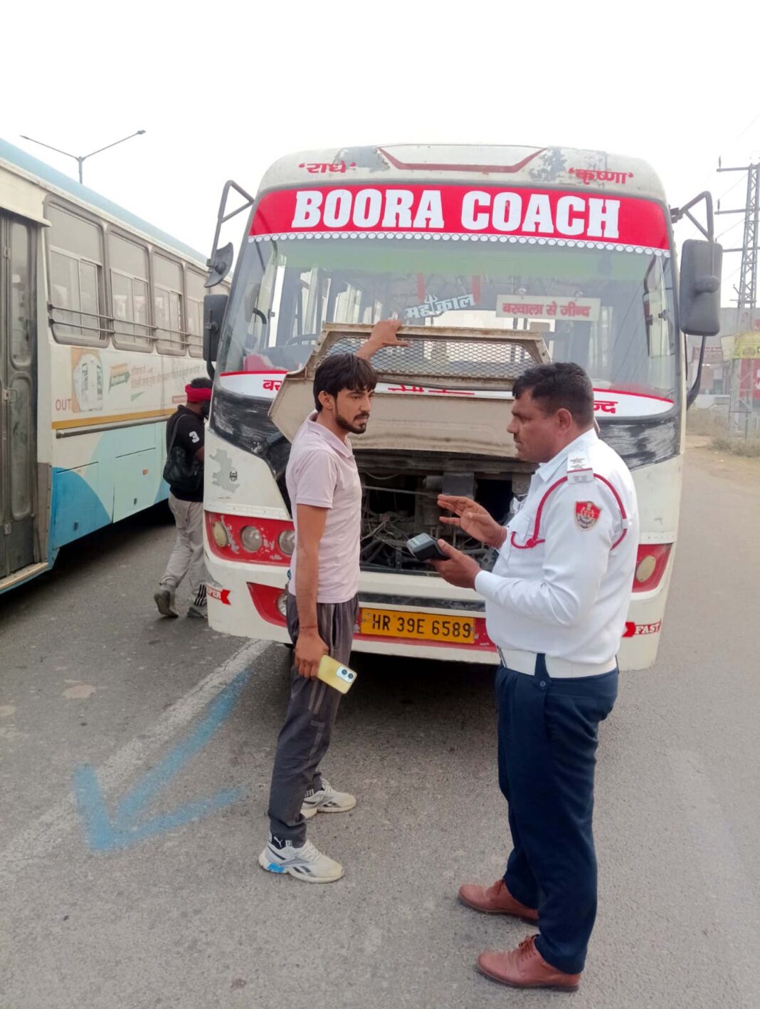 जींद में परिवहन समिति बस ने ऑटो को मारी टक्कर, वायरल वीडियो पर डीजीपी ने दिए सख्त कार्रवाई के आदेश