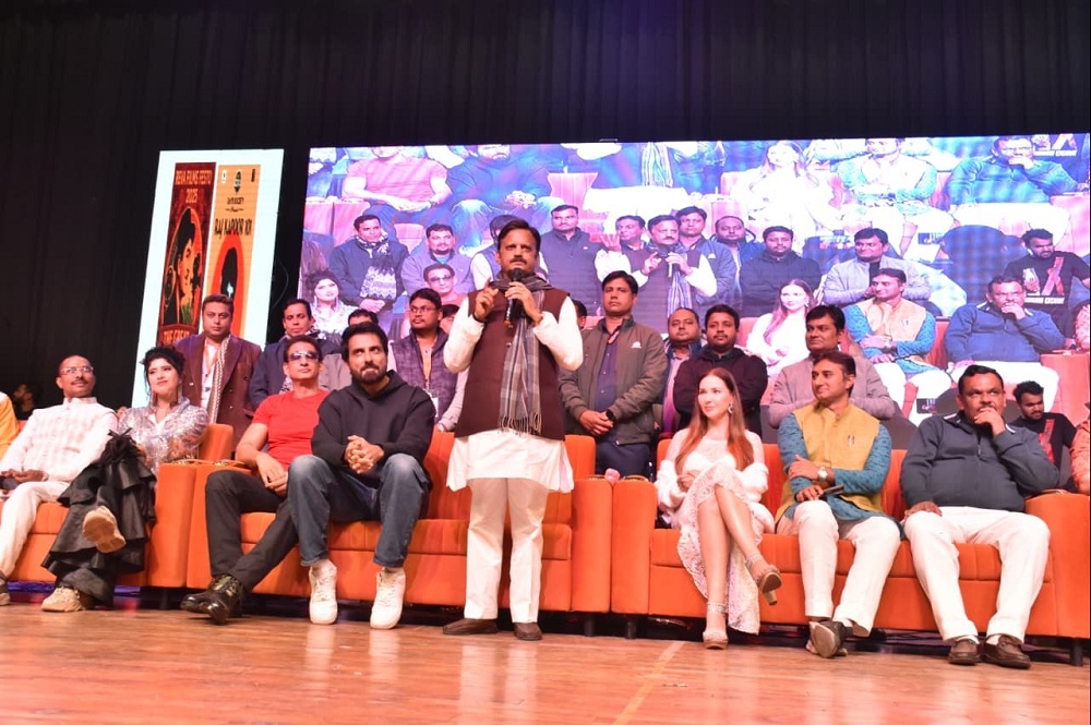 मानवता के लिए सोनू सूद का योगदान अविस्मरणीय : उप मुख्यमंत्री राजेन्द्र शुक्ल