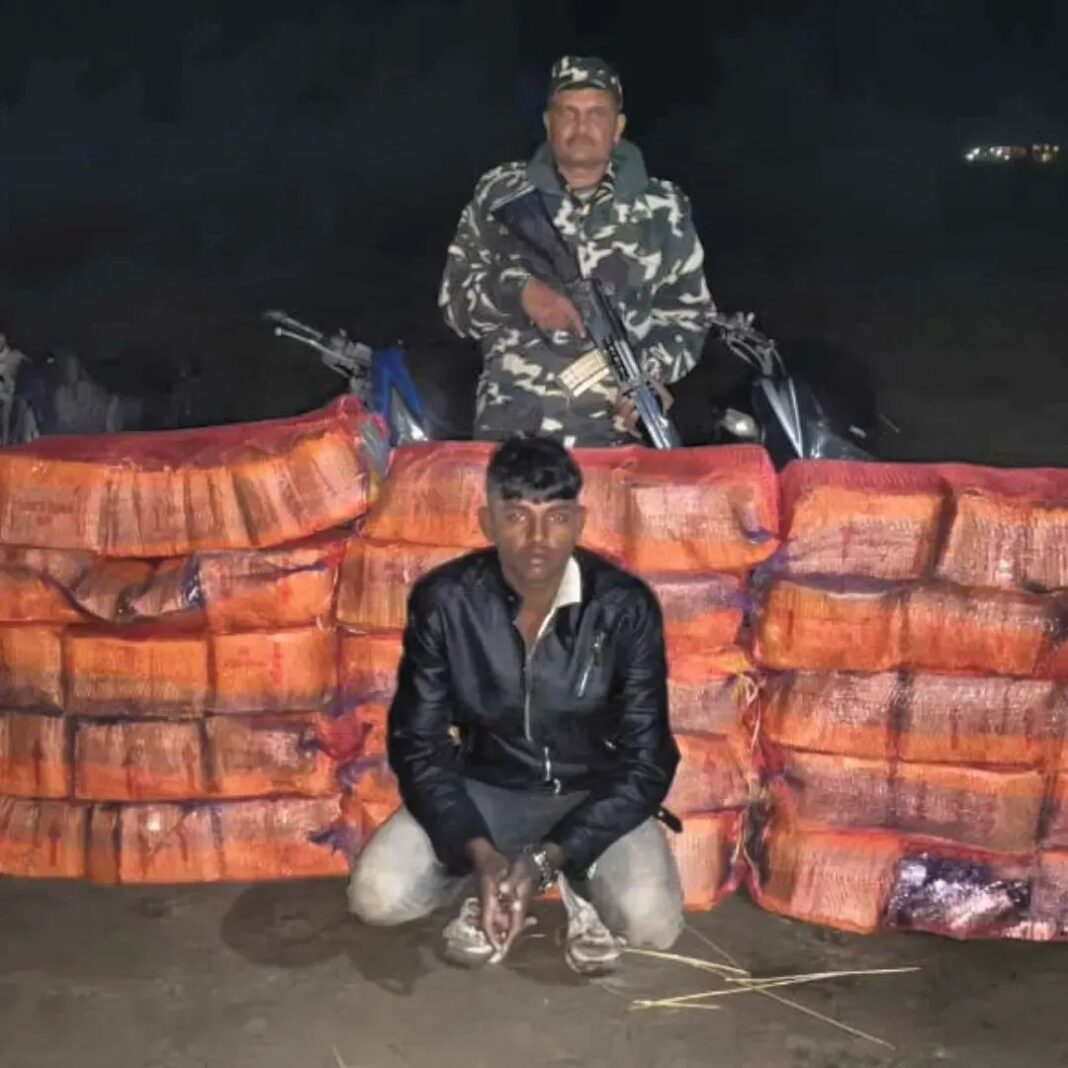 एसएसबी ने 1350 बोतल नेपाली शराब और तीन मोटरसाइकिल जब्त, एक तस्कर गिरफ्तार