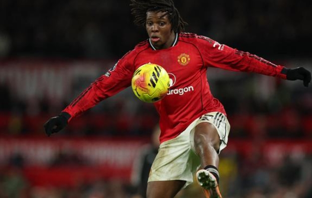 प्रीमियर लीग: न्यूकैसल पर 1-0 की जीत के साथ मैनचेस्टर यूनाइटेड पाँचवें स्थान पर पहुँचा