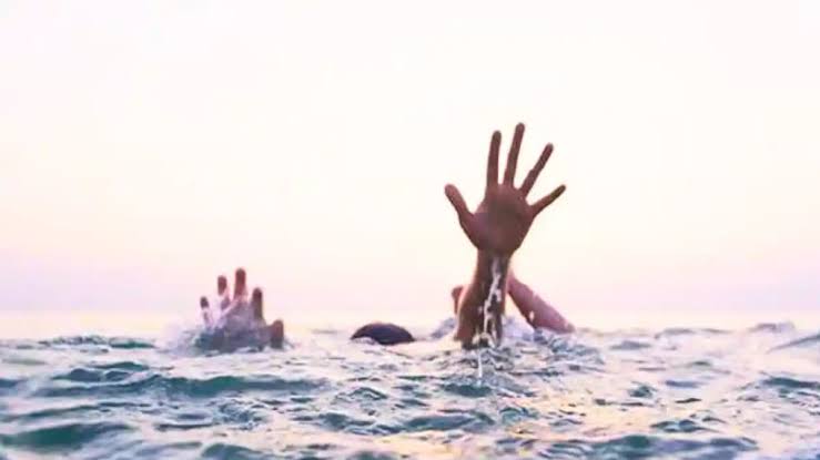 दाह संस्कार से लौटते समय गहरे पानी में डूबा युवक, मीरजापुर के बरैनी घाट पर दर्दनाक हादसा