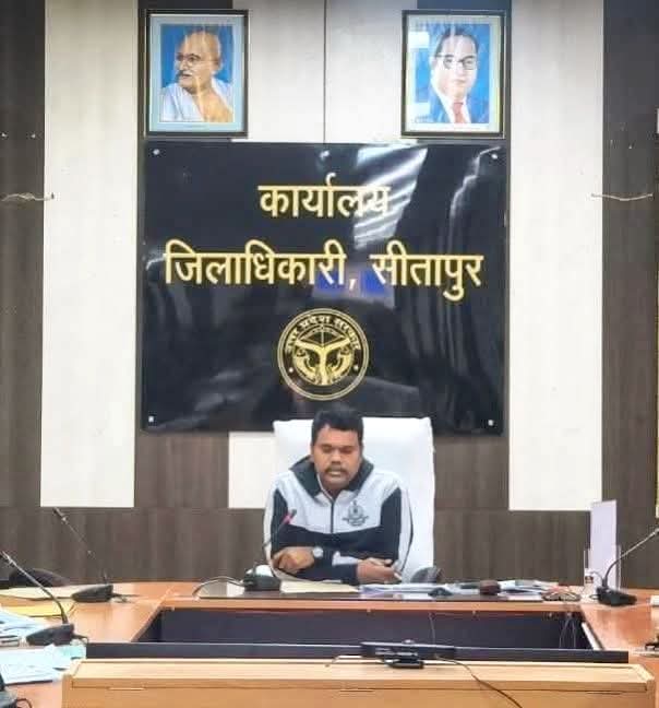 किसानों की राह होगी आसान, चकमार्ग हर हाल में होंगे कब्जा मुक्त : डीएम