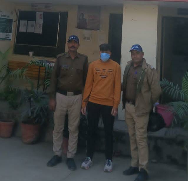 रेलवे बोर्ड परीक्षा में ऐप से नकल का पर्दाफाश, एक परीक्षार्थी गिरफ्तार