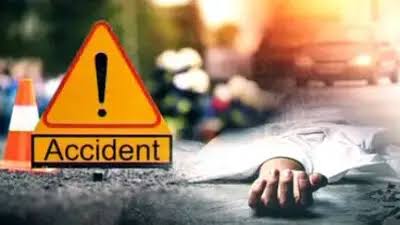 Noida Road Accident: कॉलेज बस की टक्कर से बाइक सवार की मौत, जांच शुरू