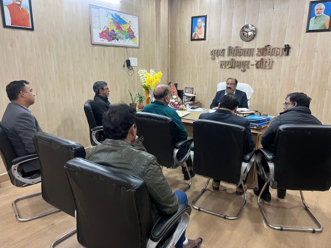 लखीमपुर खीरी में सड़क हादसा पीड़ितों को निजी अस्पतालों में मिलेगा मुफ्त इलाज, IMA के साथ CMO की बड़ी बैठक