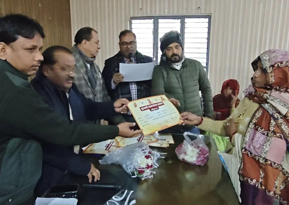 Firozabad Housing Scheme: 108 परिवारों को मिला पक्का घर, नए साल की बड़ी सौगात