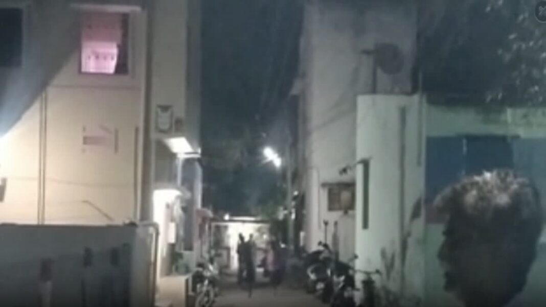 Virudhunagar Earthquake Alert: रात में कांपी धरती, डर से घरों से बाहर निकले लोग