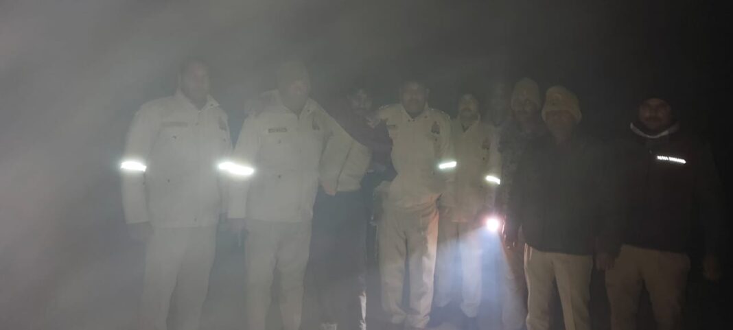 Firozabad Encounter News: किसान हत्याकांड का आरोपी अरुण उर्फ मिर्ची ढेर होने से बचा, गिरफ्तार