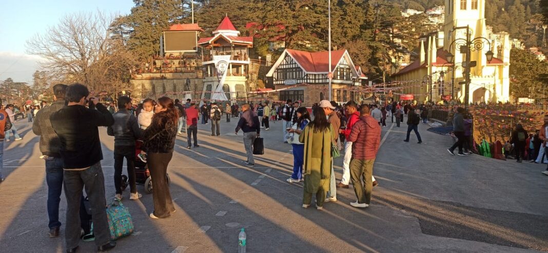 हिमाचल प्रदेश में कड़ाके की ठंड, नौ शहरों का पारा माइनस में, 13 जनवरी तक बर्फबारी नहीं