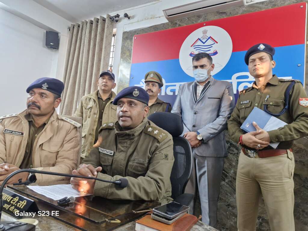 Cricket League Fraud Case: EVCL के नाम पर 32 लाख की ठगी, आयोजक गिरफ्तार